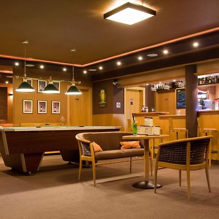 Hotel Kalvaria Gyor Ngoại thất bức ảnh
