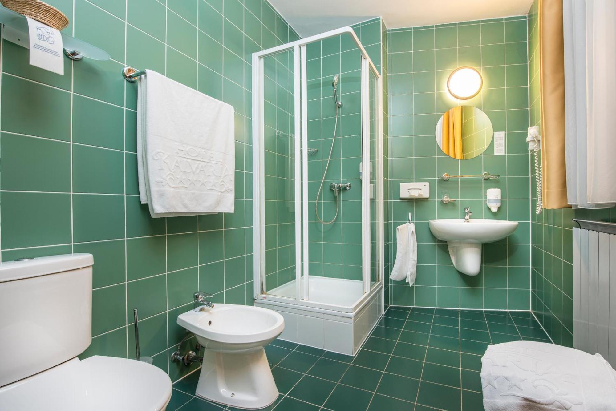 Hotel Kalvaria Gyor Ngoại thất bức ảnh