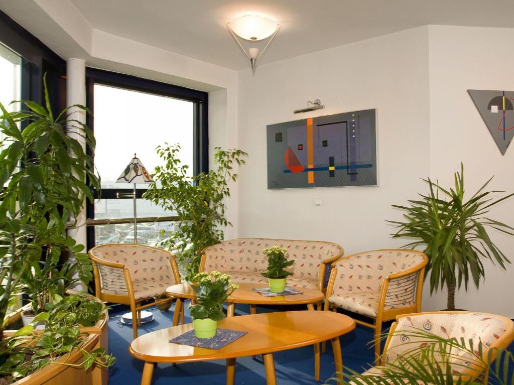 Hotel Kalvaria Gyor Ngoại thất bức ảnh